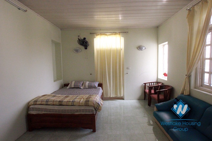 Beautiful, spacious house for rent in Nghi Tam Village, Tay Ho, Hanoi 